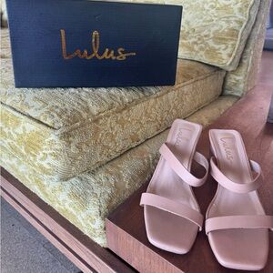 Lulu's Women's Beige Sandals